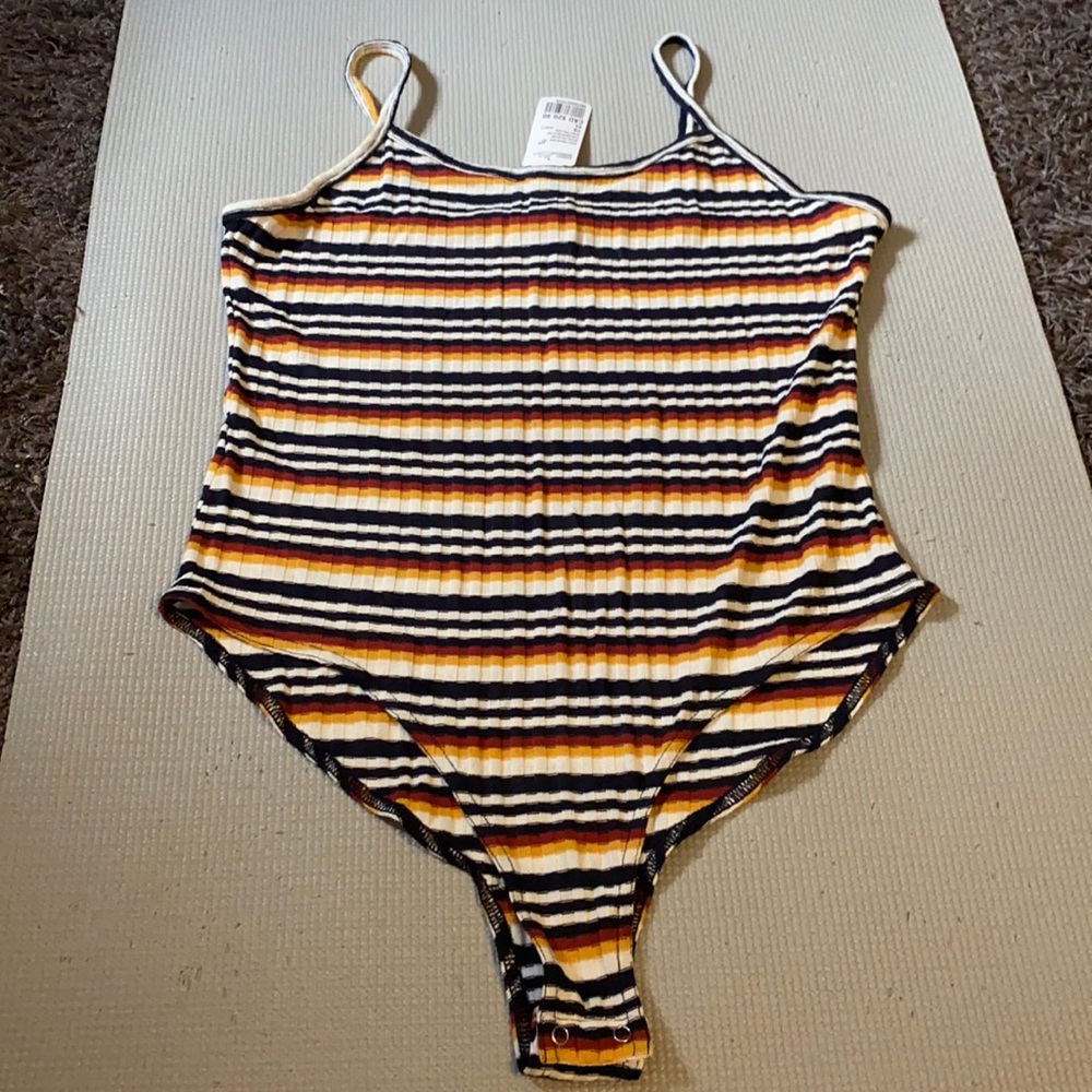 NWT F21 bodysuit
